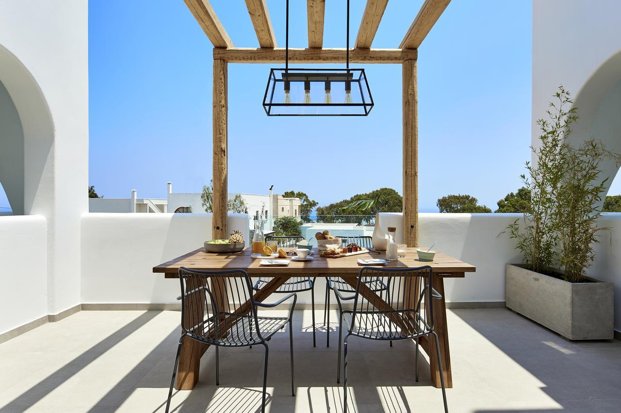 Altera Pars Suites Mesaria Exterior foto