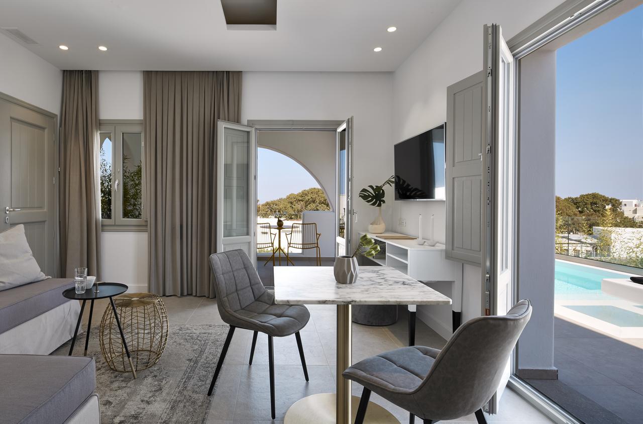 Altera Pars Suites Mesaria Exterior foto