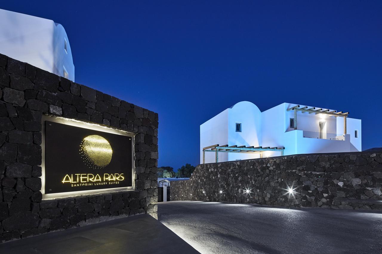 Altera Pars Suites Mesaria Exterior foto