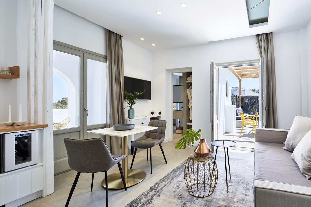 Altera Pars Suites Mesaria Exterior foto