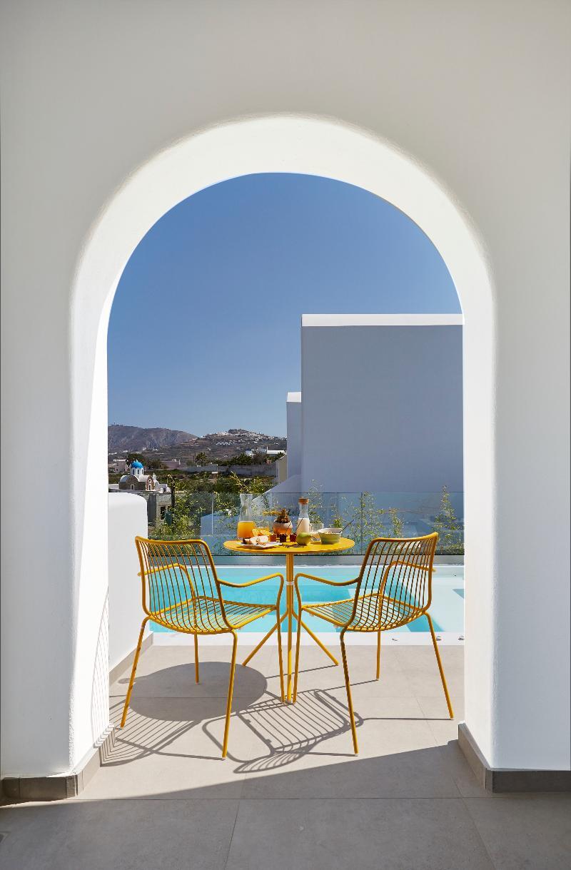 Altera Pars Suites Mesaria Exterior foto